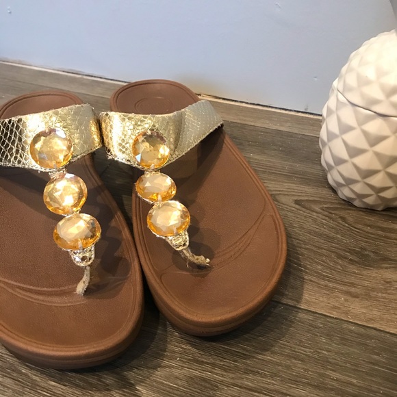 FitFlop Petra Sandals - Pale Gold - Picture 3 of 8
